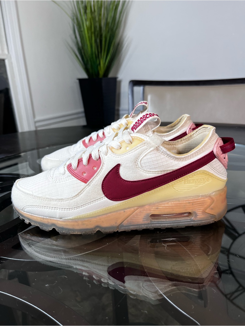 Nike Womens Air Max 90 Terrascape DC9450-100 White Red Sneaker Shoes Size 10 - Picture 6 of 6